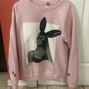 Ariana grande sweatshirt